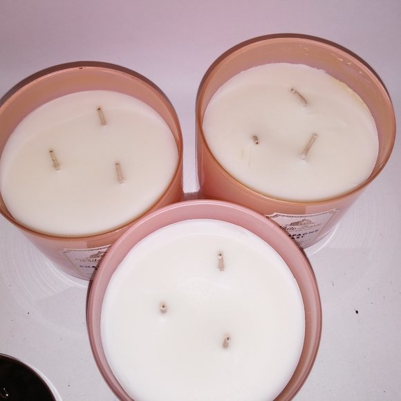 Set of 3 White Barn‎ Candles - Picture 4 of 6
